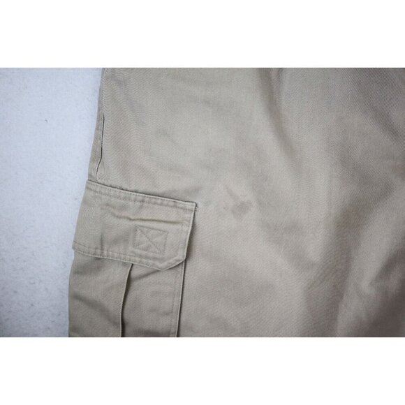 ALPINE RIDGE MEN'S BEIGE PLEATED FRONT KHAKI CARGO SHORTS SIZE 36 - 8.5" INSEAM - Picture 4 of 16